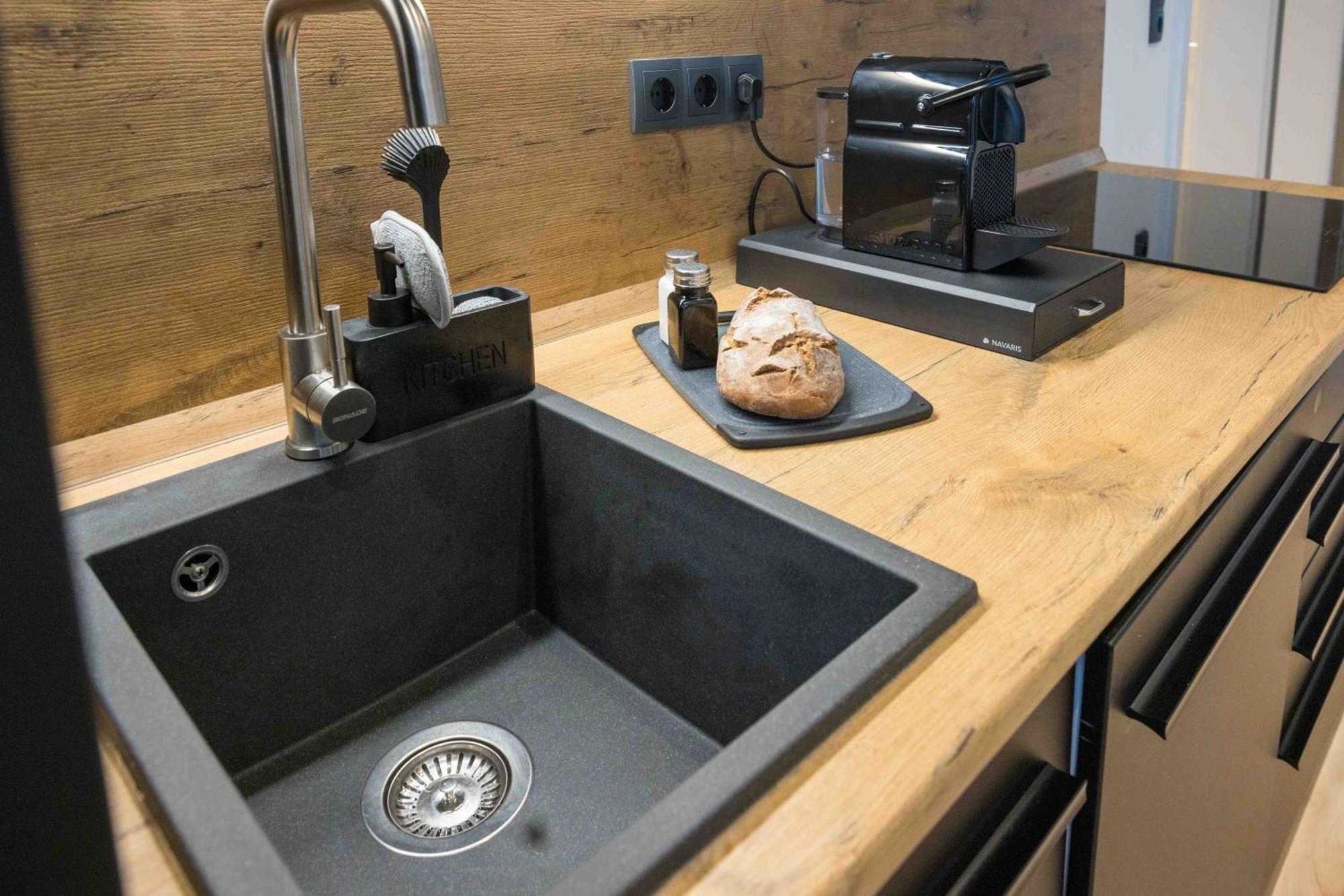 הוף Schillerapartment Hof, Kueche, 24H Digital-Checkin, Parkplatz, Wlan250Mbit מראה חיצוני תמונה