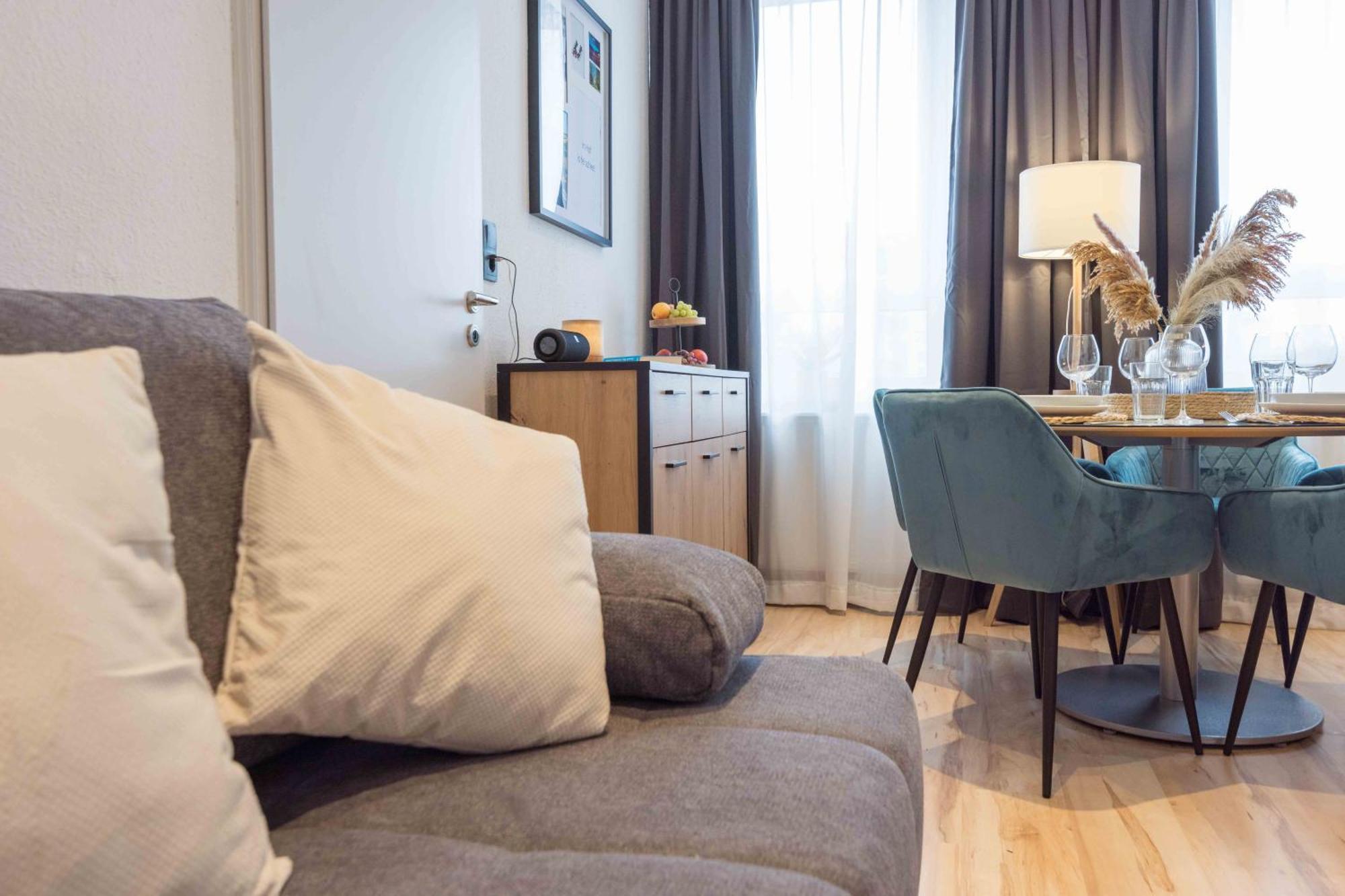 הוף Schillerapartment Hof, Kueche, 24H Digital-Checkin, Parkplatz, Wlan250Mbit מראה חיצוני תמונה