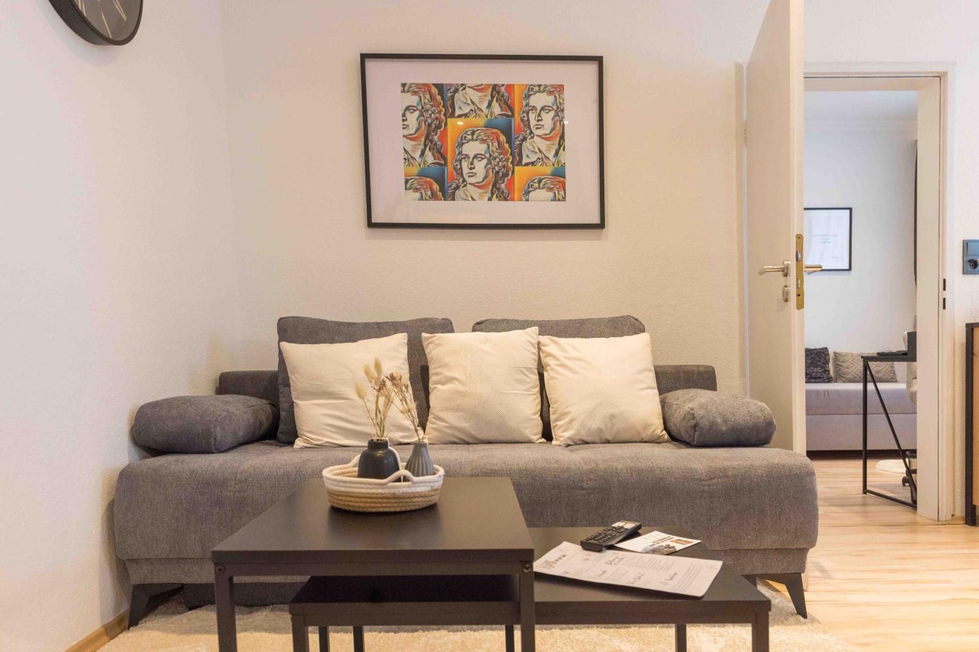 הוף Schillerapartment Hof, Kueche, 24H Digital-Checkin, Parkplatz, Wlan250Mbit מראה חיצוני תמונה